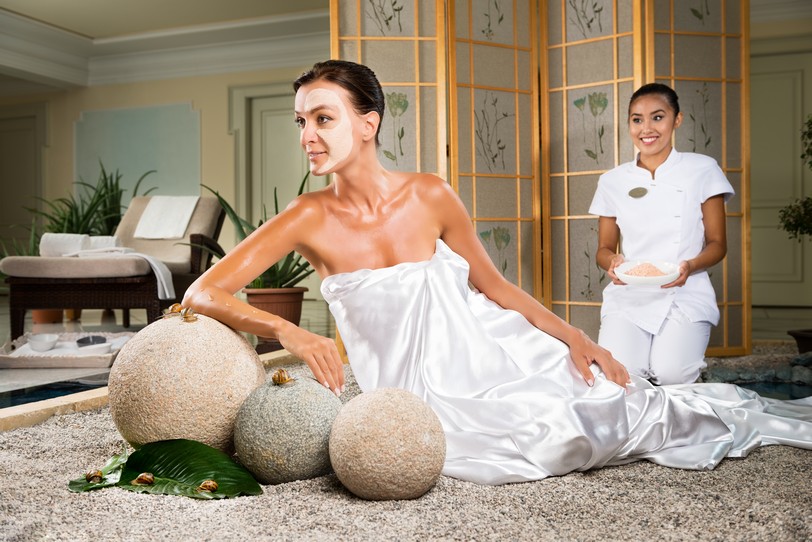 Abano Grand Hotel - Luxury Silver Face.JPG