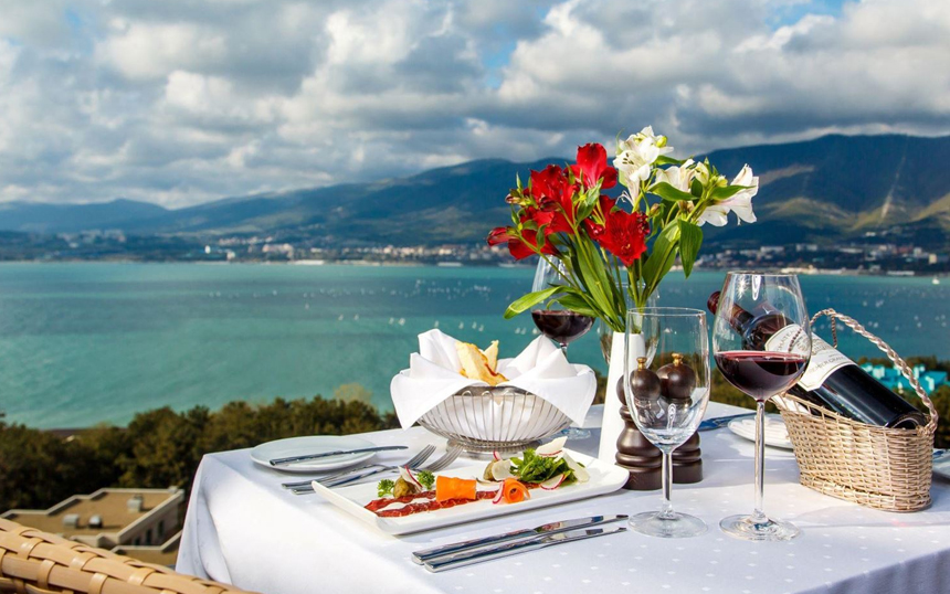 Metropol.jpg Metropol.jpg